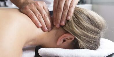 neck massage in cervical osteochondrosis